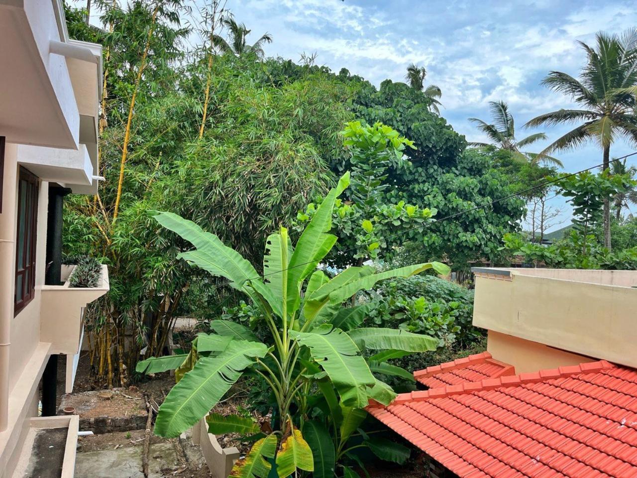 Bava Beach Resort & Retreat Center Varkala Kültér fotó