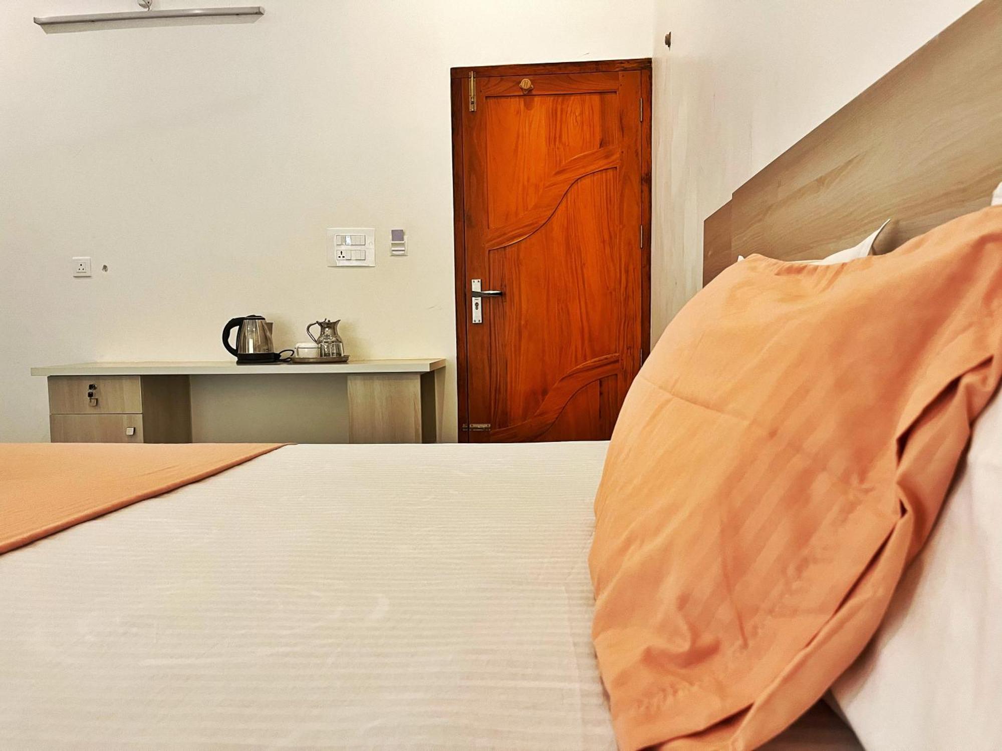 Bava Beach Resort & Retreat Center Varkala Kültér fotó