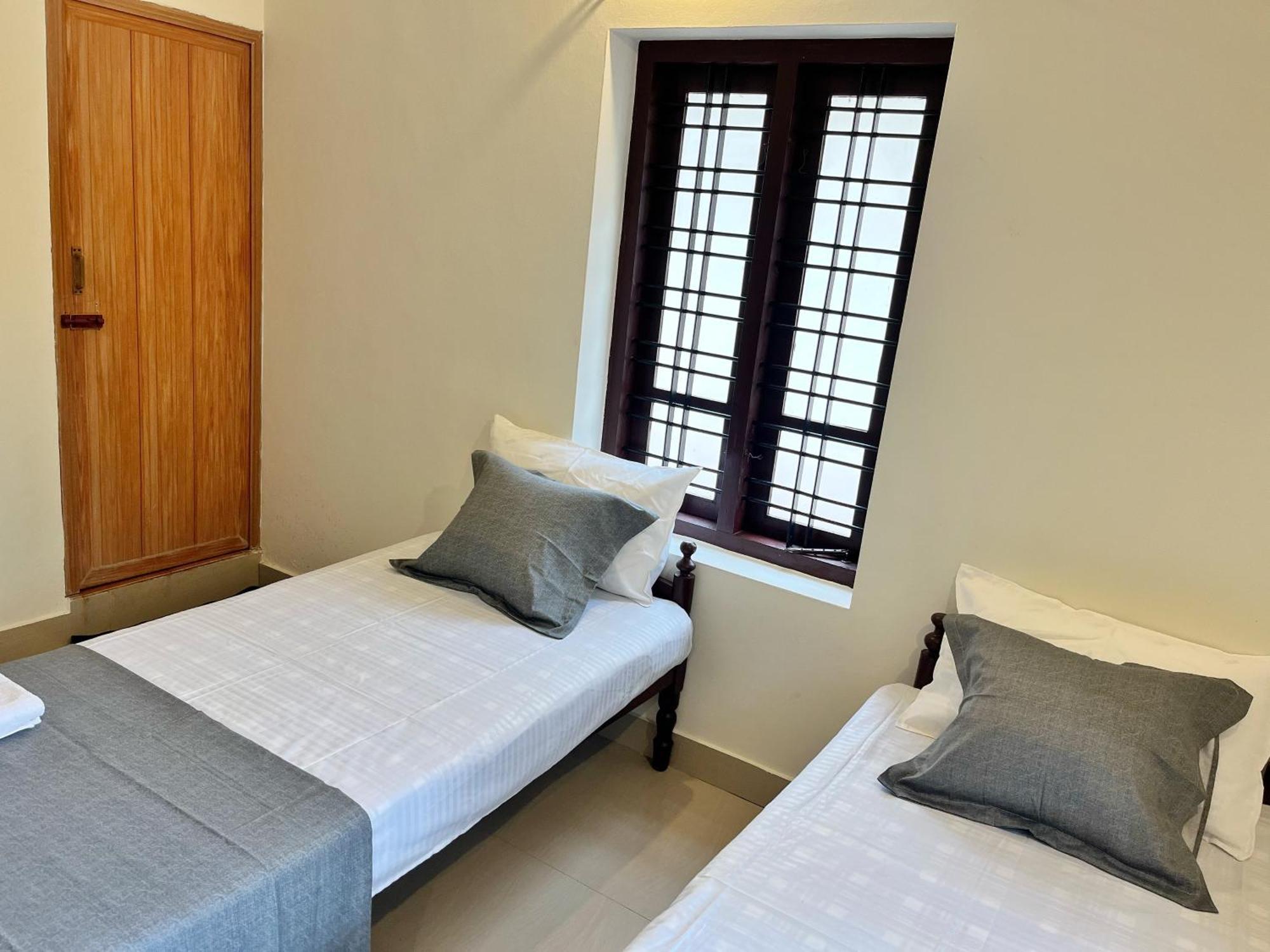 Bava Beach Resort & Retreat Center Varkala Kültér fotó