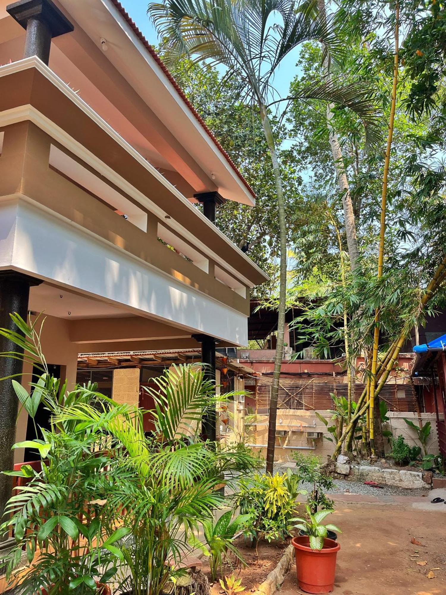 Bava Beach Resort & Retreat Center Varkala Kültér fotó